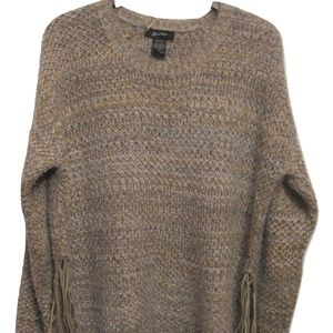 Zaria Knit Sweater Pullover Side Split w/Fringes